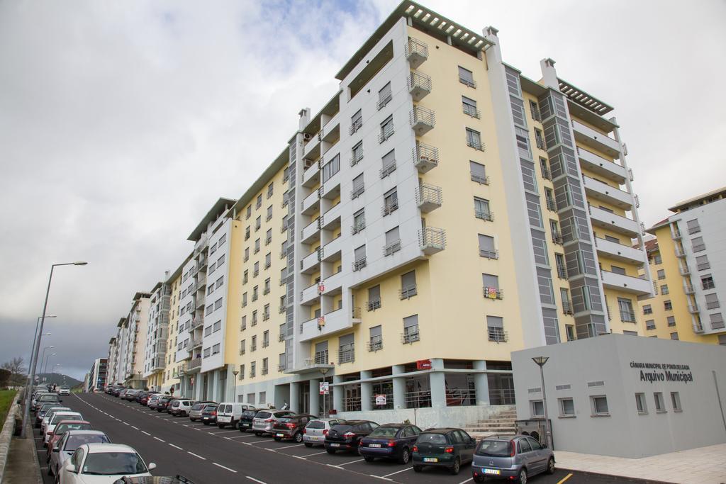 Apartment T3 In Downtown With Sea View Ponta Delgada Oda fotoğraf